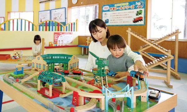 最大500円割引】軽井沢おもちゃ王国 入園前売り券群馬県 - パスマーケット 最大500円割引】軽井沢おもちゃ王国 入園前売り券群馬県 - パスマーケット