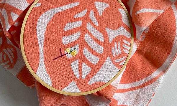 【4月26日、27日開催】<ポイ刺繍枠で作るおさかな/お星さま飾り><てぬぐいにひともじ刺しゅう> イベント画像3